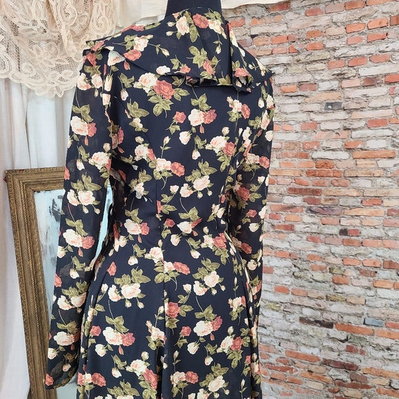 Vintage 1990's Floral Wrap Dress Witch Goddess Flowy Fall Roses 2000's - Picture 12 of 14